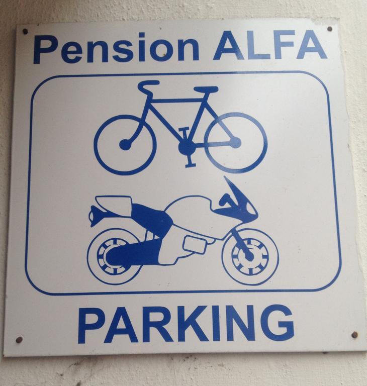 Pension Alfa & Whisky Pub Tábor Kültér fotó