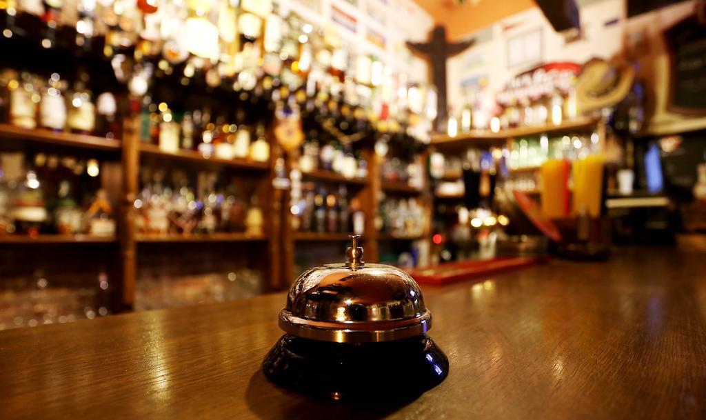 Pension Alfa & Whisky Pub Tábor Kültér fotó